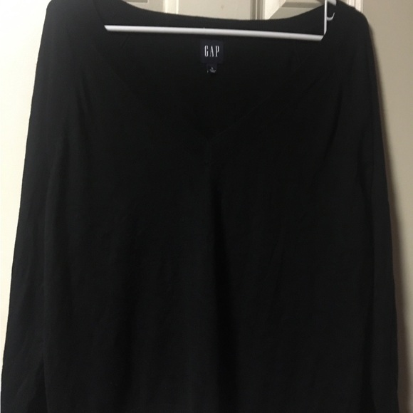 Gap
Women’s
Black
Sweater
size Large
Armpit To Armpit 24 Inches - Picture 4 of 9